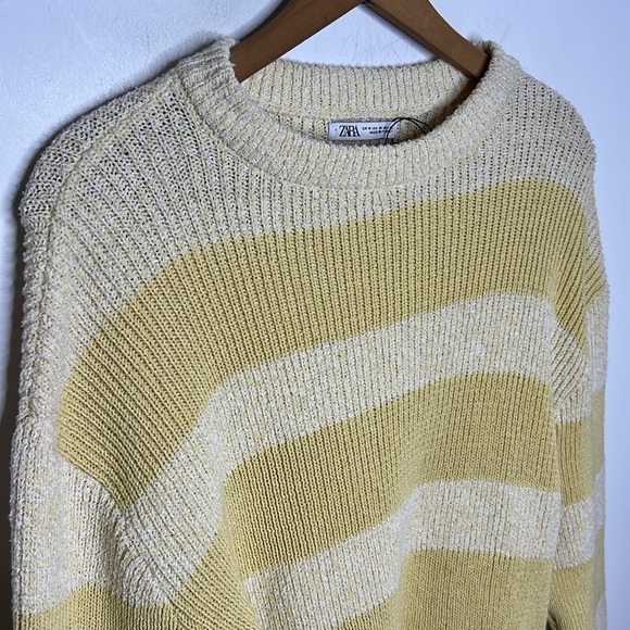 ZARA Butter Yellow & White Striped Long Sleeve Oversized Crew Neck Sweater - Picture 4 of 11